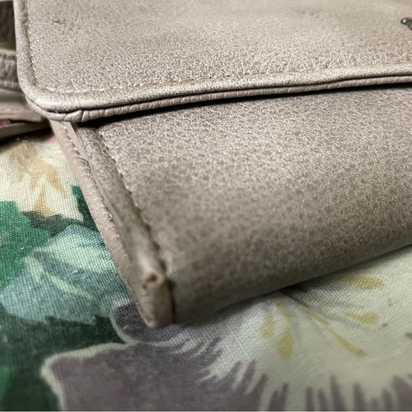 Grey Roots Wallet with shoulder strap, 8 card slots. Some wear shown in picture. - Picture 3 of 3